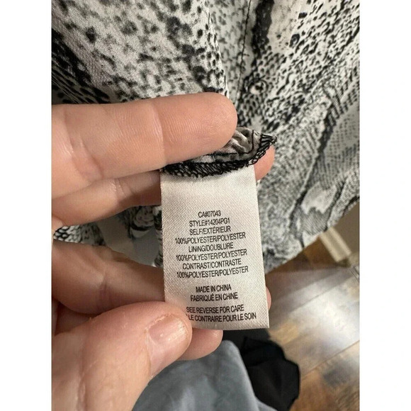 Daniel Rainn L Sheer Black Popover Top Long Sleeve Roll Tab Quilt Block Print - Picture 7 of 10